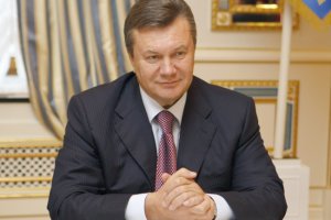 Янукович готов выполнить любое решение КСУ по политреформе-2004