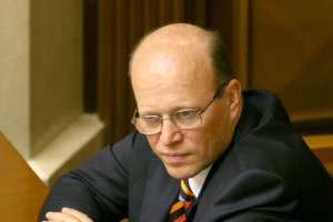 Зварыч: КСУ отменил политреформу-2004