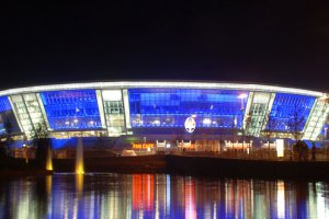 «Донбасс Арена» сделает инфракрасный обогрев чаши стадиона к осени 2011 года