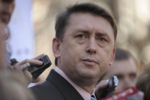 Экс-глава СБУ Смешко назвал Мельниченко государственным преступником