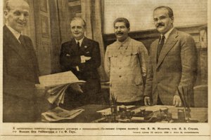 Историки: В Раде не знают, когда и как началась Вторая мировая