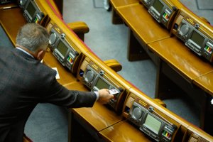 В истории с регистрацией погибшего депутата Лисина нашли «технического» стрелочника