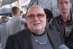 Табачник и Захур попали в список 