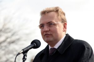 Мэр Львова обвинил Могилева в спланированной провокации