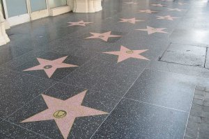 В Голливуде раздали звезды на Аллее славы