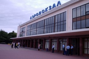 Одеський аеропорт подарували приватному інвестору. Безкоштовно. Без конкурсу. без зобов'язань