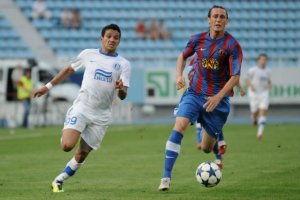 «Арсенал» и «Днепр» сыграли вничью 3:3