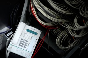 Хакер зламав систему «ОГО» і змушував телефони дзвонити на платні сервіси за кордон