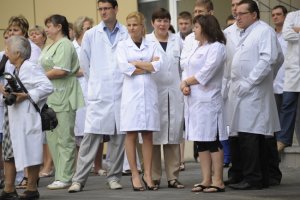 Столичних медиків зобов'язали вивчити іноземну мову до Євро-2012