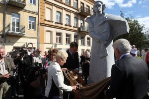 У Вільнюсі відкрили пам'ятник Тарасу Шевченку