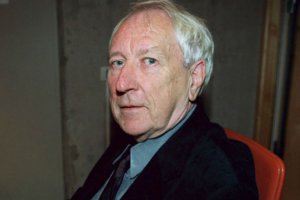Нобелевскую премию по литературе получил шведский поэт
