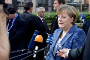Меркель сподівається на відновлення довіри до Італії