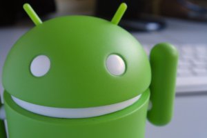 Android завоевал половину рынка смартфонов