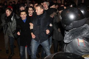Яшин і Навальний знайшлися в одному з московських судів
