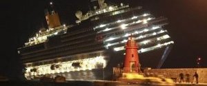 Капитан Costa Concordia покинул судно, несмотря на приказ
