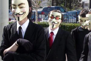 У чотирьох країнах заарештовано 25 активістів Anonymous. У відповідь хакери зламали сайт Інтерполу