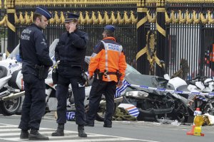 Водій-самогубця збив 8 поліцейських у Брюсселі