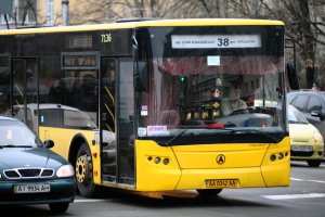 У громадському транспорті Львова заборонили російські пісні