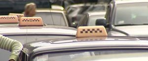 Таксі зобов'яжуть встановлювати лічильники для пасажирів