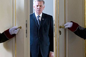 Президент Угорщини йде у відставку через звинувачення у плагіаті