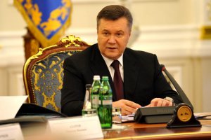 Янукович доручив Колеснікову і Порошенку розібратися з цінами у готелях