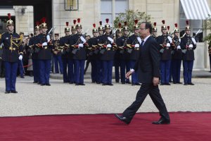 Олланд вступив на посаду президента Франції (відео)