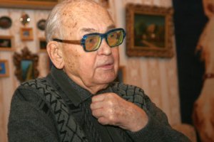 Писатель Димаров отказался принять орден от Януковича