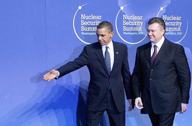 США пообещали неизменность политики в отношении Украины во время второго срока Обамы