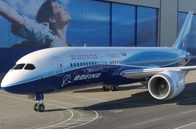После приостановки эксплуатации Dreamliner в США стоимость акций акций Boeing снизилась на 2%