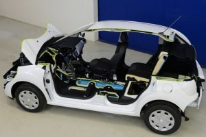 Peugeot представил инновационный двигатель на воздухе