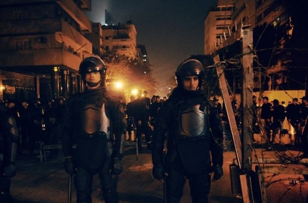 Египет в огне: против демонстрантов вывели танки