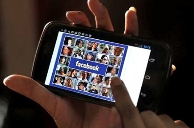 Facebook буде стежити за переміщеннями користувачів