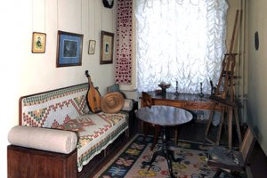 Там, де згасла свіча поета