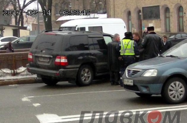 В центре Киева экс-мэр Омельченко попал в ДТП
