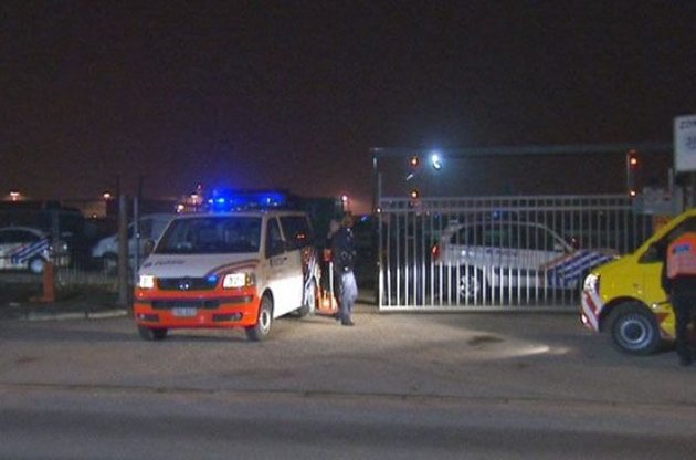 Грабіжники забрали контейнери з коштовностями без єдиного пострілу