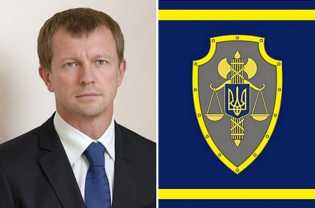 Янукович уволил главу службы, отвечающую за принудительное исполнение решений судов