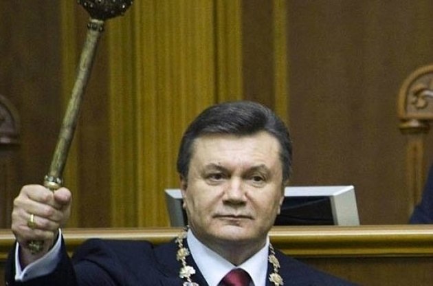 В оппозиции считают, что Янукович списывает все свои неудачи на заблокированную Раду