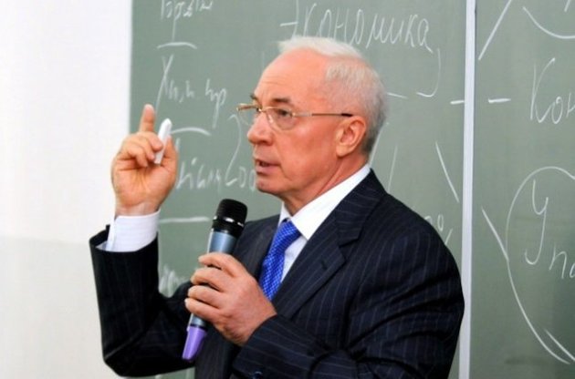 Микола Азаров