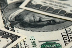 Програми активізації кризи: двадцять років по тому