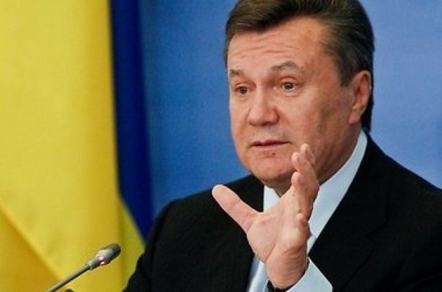 Янукович звільнив п'ять голів райдержадміністрацій у трьох областях