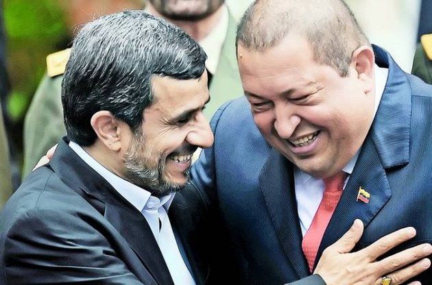 Западные СМИ запустили "утку", что Ахмадинежад сравнил Чавеса с шахидом