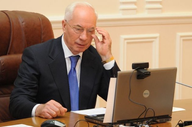 Микола Азаров у кіберпросторі