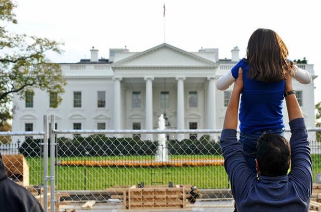 Белый дом США закрыли для экскурсий: не хватает денег на персонал