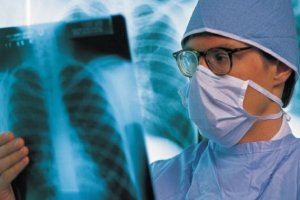 Ученые смогли диагностировать рак желудка по дыханию пациента