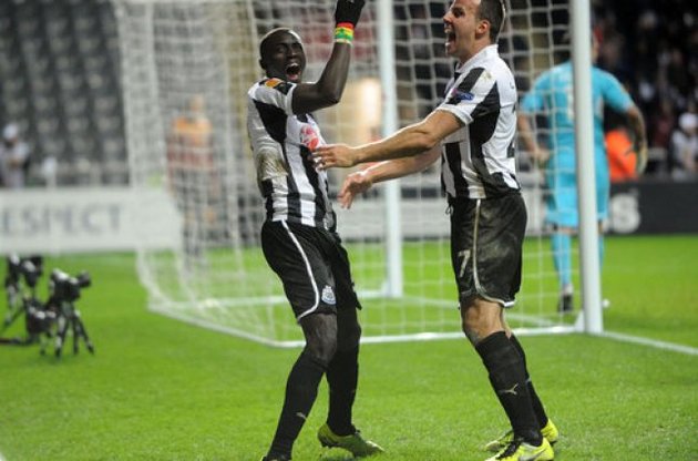 &quot;Ньюкасл&quot; святкує перемогу над &quot;Анжі&quot;