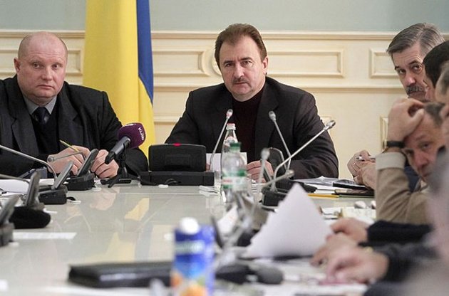 Попов нашел и уволил виновных в снежном коллапсе в Киеве