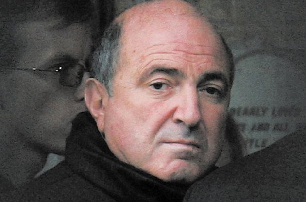 Березовский перед смертью должен был получить крупную сумму денег