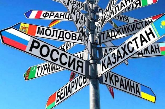 Азаров: Створення Митного союзу стало перешкодою вільній торгівлі в рамках СНД