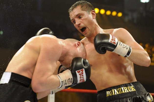 Сергей Дзинзирук завершил карьеру боксера