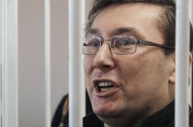 Прокуратура оценила убытки от водителя Луценко в 600 тыс. грн